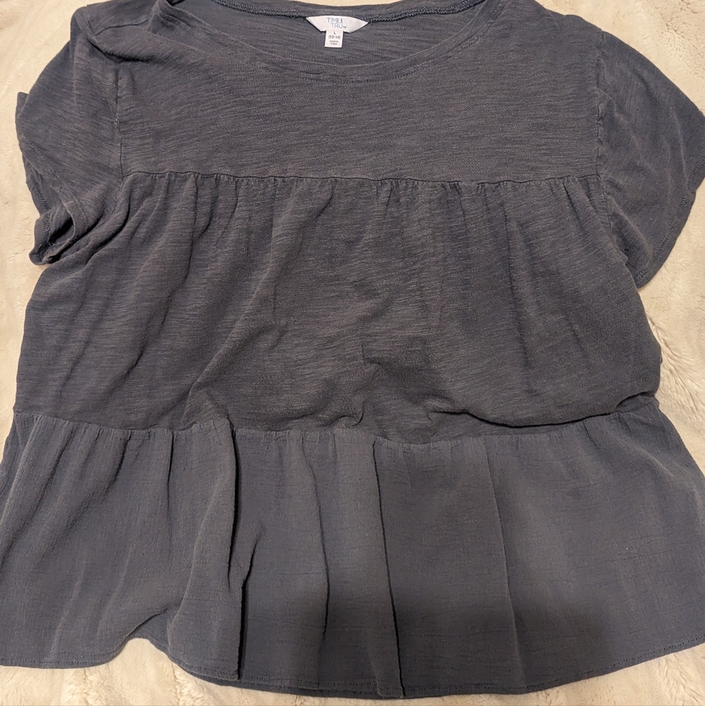 Women's large flowy blouse